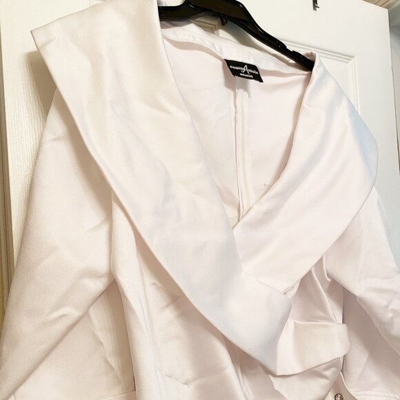 New Positive Attitude Nordstrom White Satin Formal Surplice Top - Picture 2 of 5